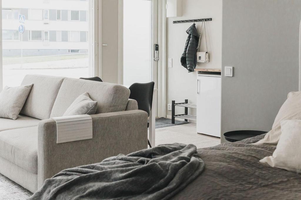 Beautiful New Studio Apartment Nearby The Center Turku Luaran gambar